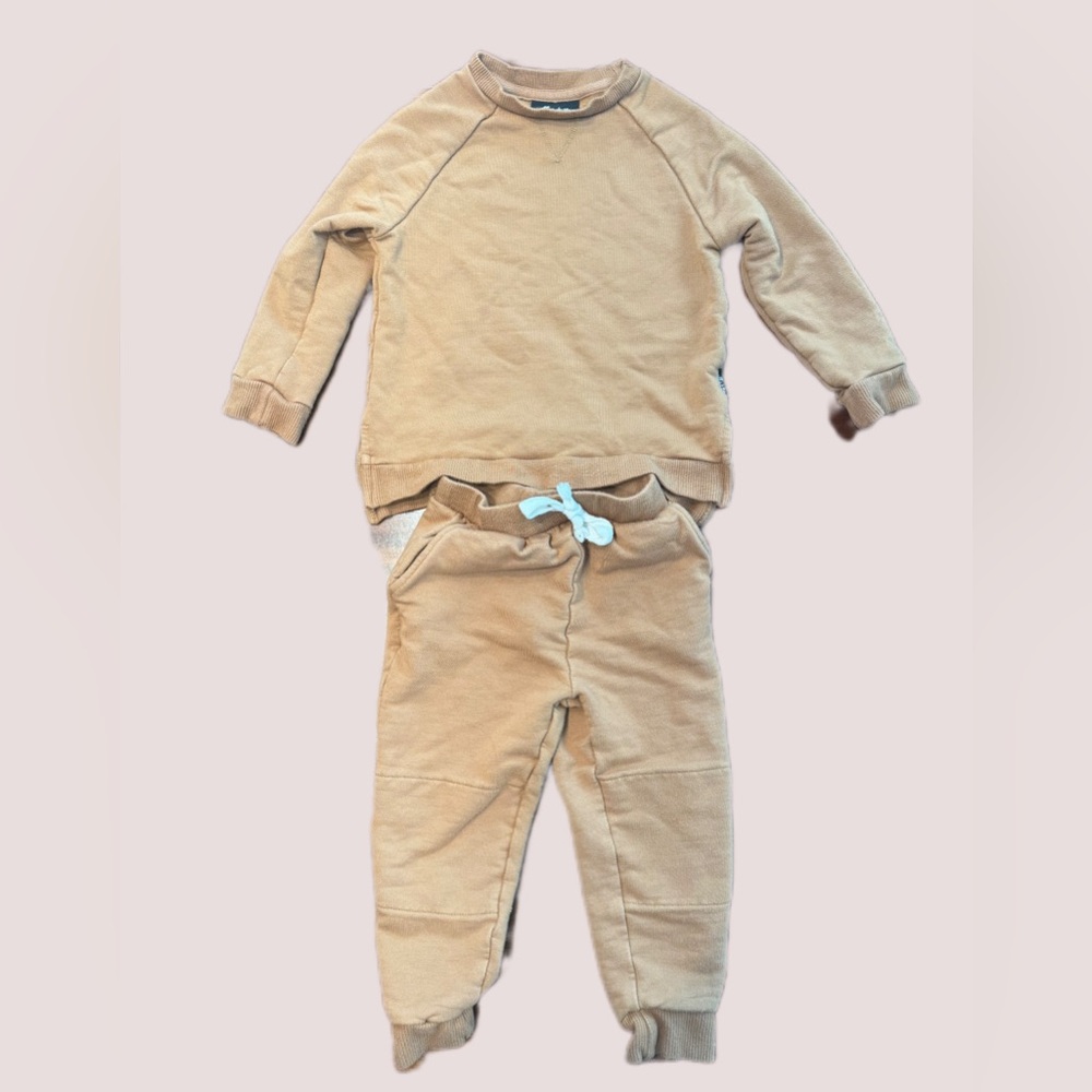 Millie + Roo 18-24 months Tan Sweatshirt and Joggers Set